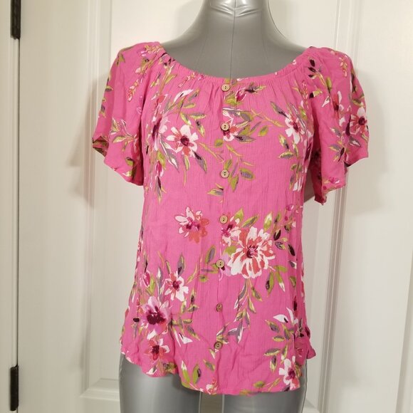 Floral Peasant Style Top (Faux Button-up) - Picture 1 of 8